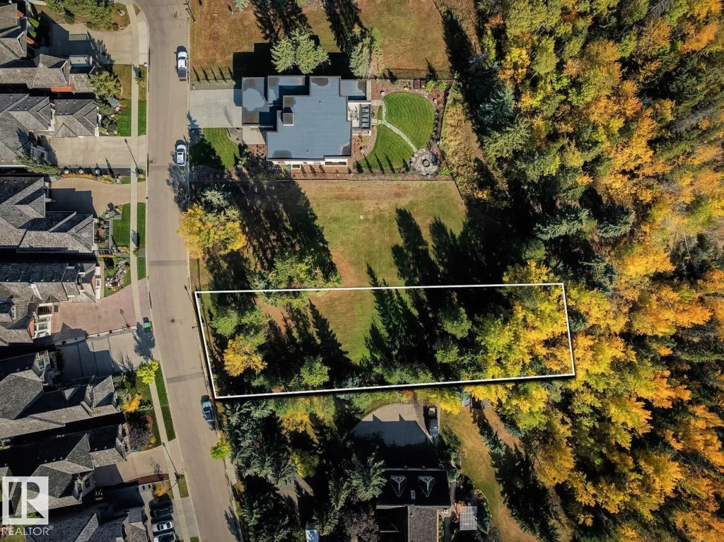 Prime 15,676 sq ft Building Lot on Donsdale Drive – River Valley Setting