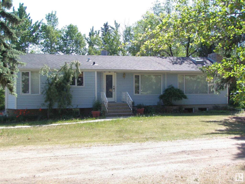 17.27-Acre Parcel in Prestigious Windermere – Prime Development Opportunity