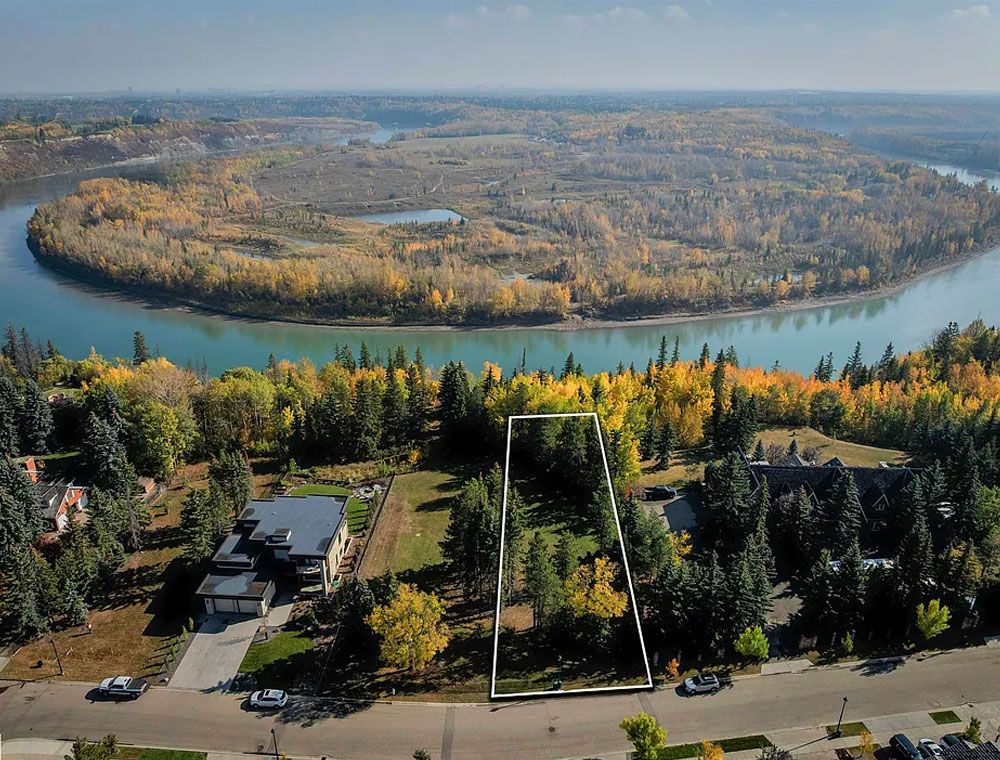 Prime 15,676 sq ft Building Lot on Donsdale Drive – River Valley Setting