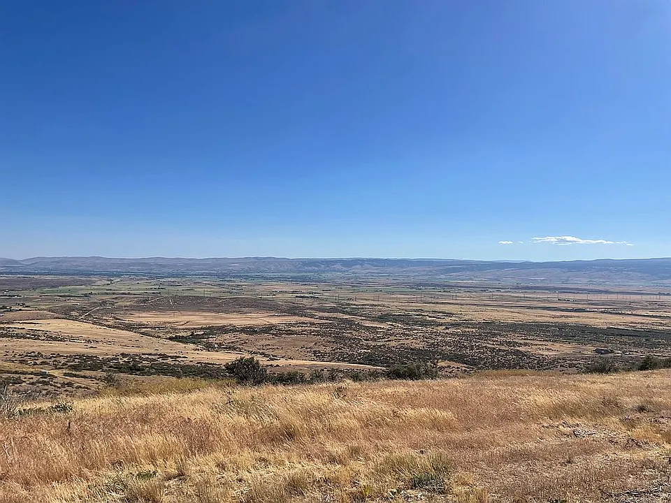 Scenic Property with Wildlife Access – Ellensburg Mule Deer Winter Range